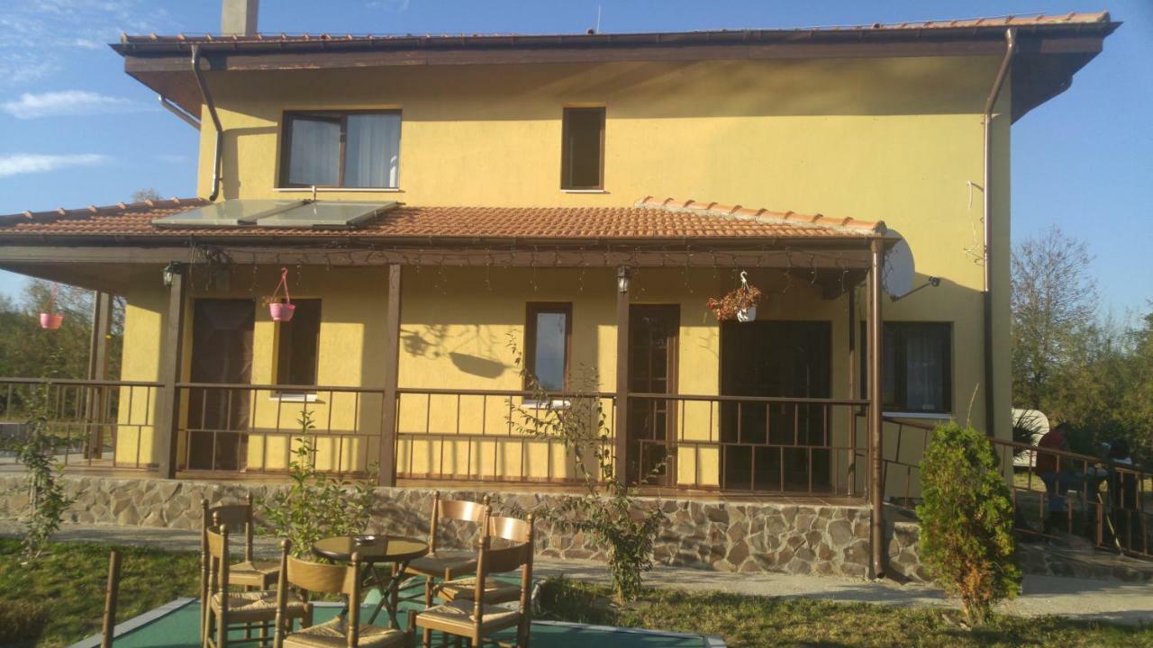 Pensiunea Casa Vanatorului Hotel Oteleni Exterior photo